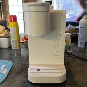White slim Keurig